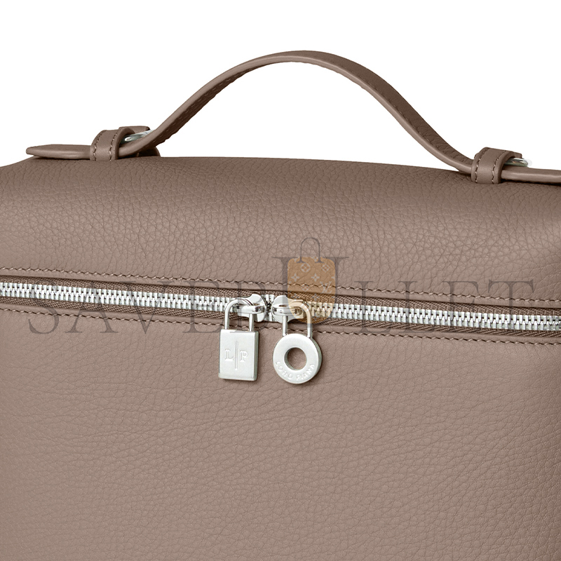 L**o p*ana extra pocket backpack l23.5 fan4041 (23*21*8cm)